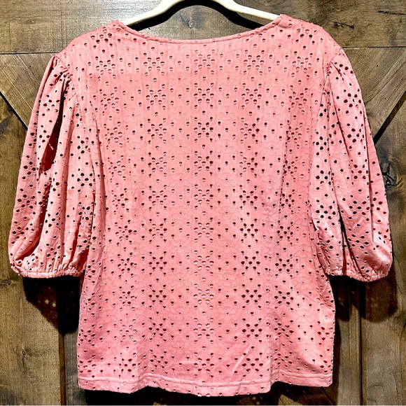 NWOT The Shirt Brand Pink Short Sleeve V-Neck Blouse - Picture 16 of 16